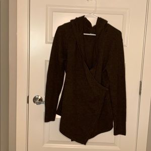 L/XL black sheep wool hooded wrap